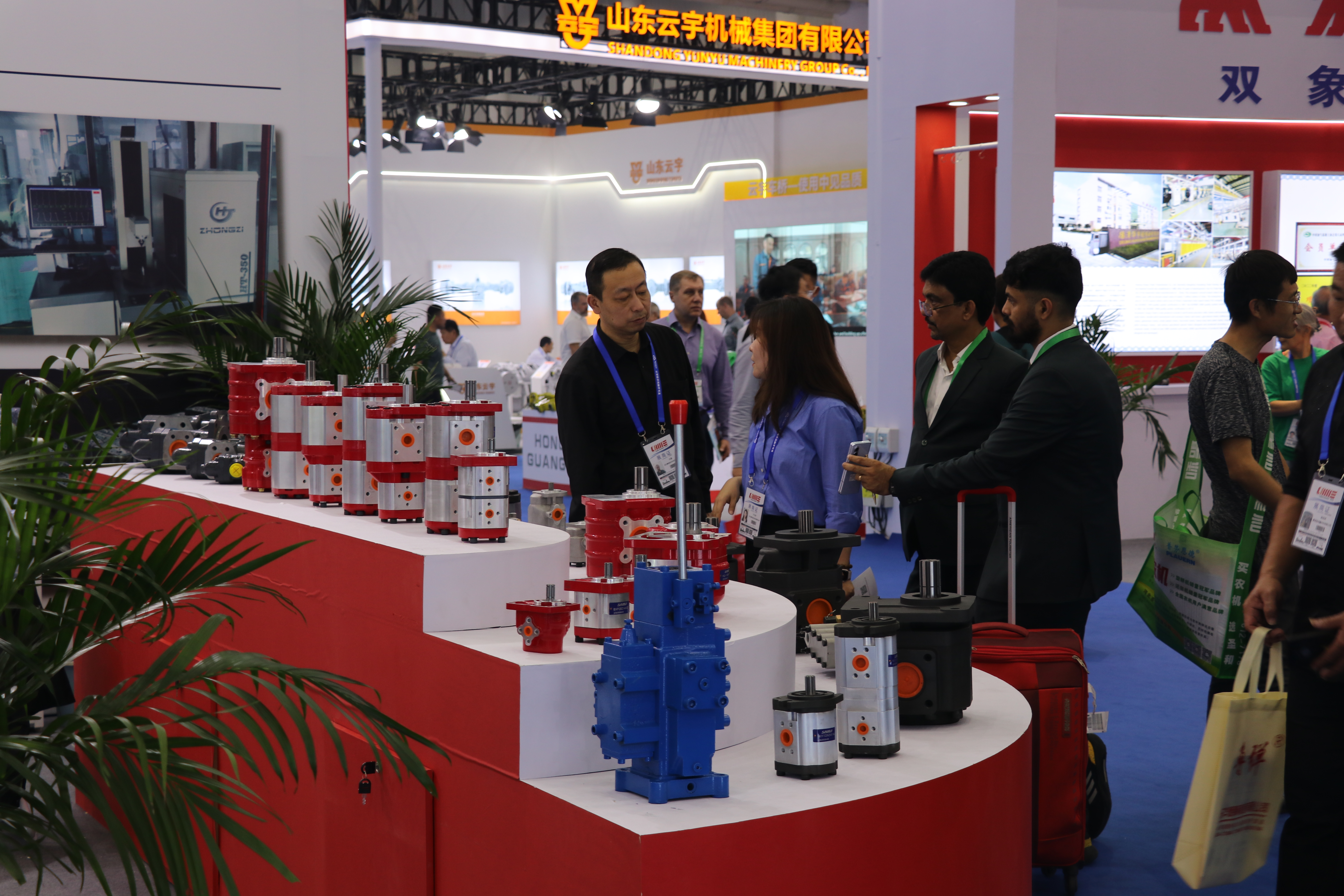 Exhibition Of Achievements Of The Chinese National Economy In Wuhan And Shanghai